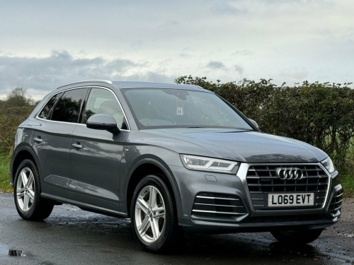 Audi Q5  2.0 TFSI 45 S line SUV 5dr Petrol S Tronic quattro 
