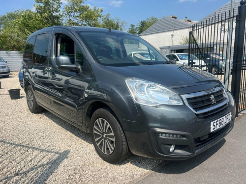 Peugeot Partner  1.6000000000000001l 5d  100 BHP WHEELCHAIR ADAPTED