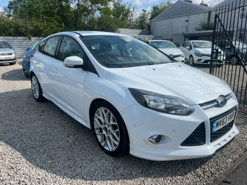 Ford Focus  1.6T EcoBoost Zetec S Hatchback 5dr Petrol Manual 