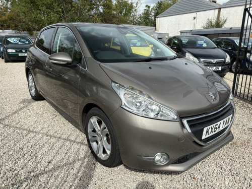 Peugeot 208  1.4 HDi Allure Hatchback 5dr Diesel Manual Euro 5 