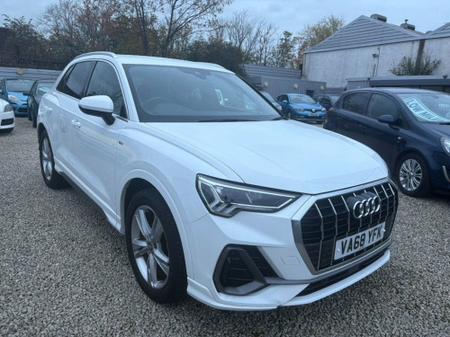 Audi Q3  1.5 TFSI CoD 35 S line SUV 5dr Petrol S Tronic Eur