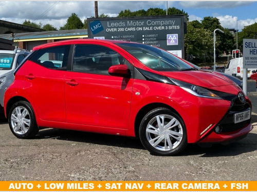 Toyota AYGO  1.0 VVT-i x-pression Hatchback 5dr Petrol x-shift 
