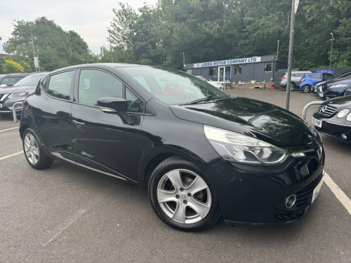Renault Clio  0.9 TCe Dynamique MediaNav Hatchback 5dr Petrol Ma