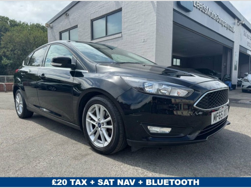 Ford Focus  1.0T EcoBoost Zetec Hatchback 5dr Petrol Manual Eu