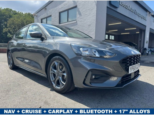 Ford Focus  1.0T EcoBoost ST-Line Hatchback 5dr Petrol Manual 