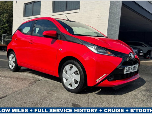 Toyota AYGO  1.0 VVT-i x-play Hatchback 5dr Petrol Manual Euro 