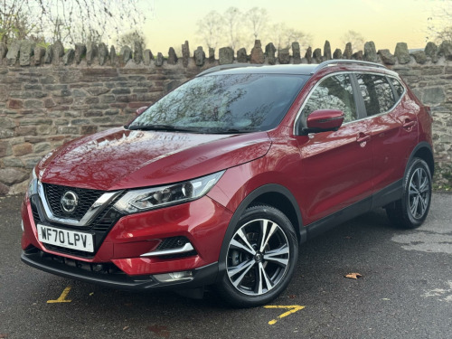 Nissan Qashqai  1.3 DIG-T N-Connecta SUV 5dr Petrol Manual Euro 6 (s/s) (140 ps)