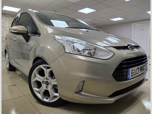 Ford B-Max  1.0 T EcoBoost Titanium