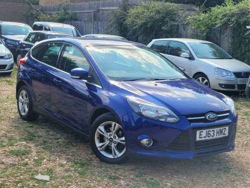 Ford Focus  1.6 Zetec Euro 5 5dr