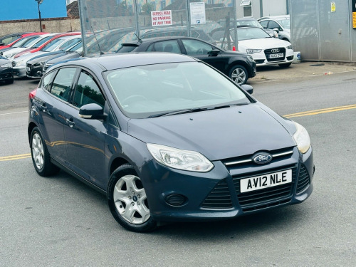 Ford Focus  1.6 Edge Euro 5 5dr