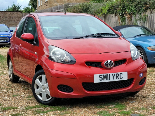 Toyota AYGO  1.0 VVT-i Ice Euro 5 5dr