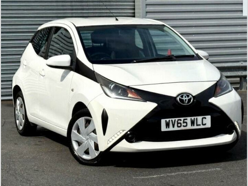 Toyota AYGO  1.0 VVT-i x-play Euro 5 5dr Euro 5