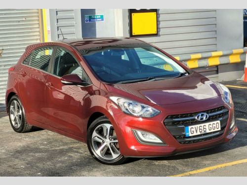 Hyundai i30  1.4 Blue Drive SE Nav Euro 6 (s/s) 5dr