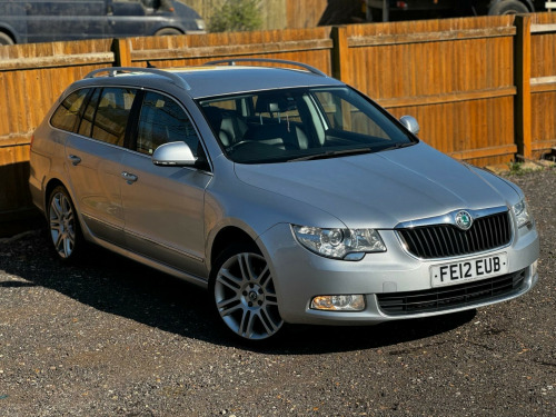 Skoda Superb  2.0 TDI Elegance DSG Euro 5 5dr
