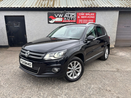 Volkswagen Tiguan  SE TDI 4MOTION 5-Door
