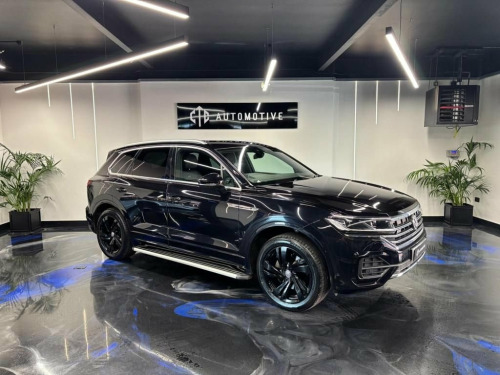 Volkswagen Touareg  3.0 TDI V6 R-Line Tech SUV 5dr Diesel Tiptronic 4M