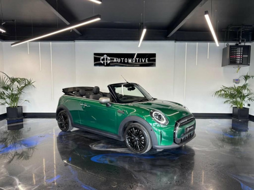 MINI Convertible  1.5 Cooper Exclusive Steptronic Euro 6 (s/s) 2dr