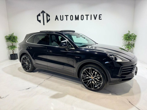 Porsche Cayenne  3.0 V6 E-Hybrid 14.1kWh SUV 5dr Petrol Plug-in Hyb