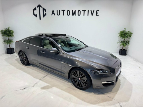 Jaguar XJ  3.0d V6 Portfolio Saloon 4dr Diesel Auto Euro 6 (s