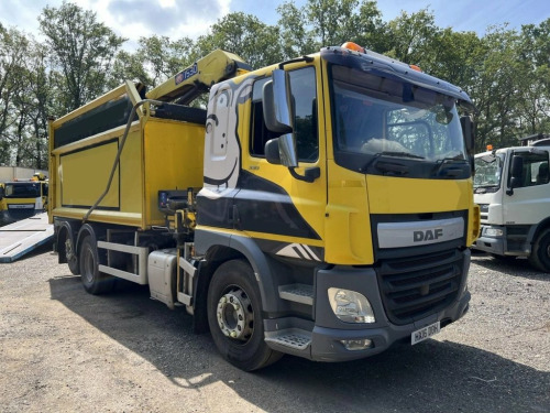 DAF Trucks CF  CF-330 6x2 Crane Vehicle