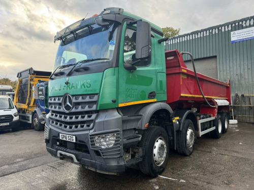 Mercedes-Benz Arocs  2016 Mercedes Arocs 3240 8x4 Tipper