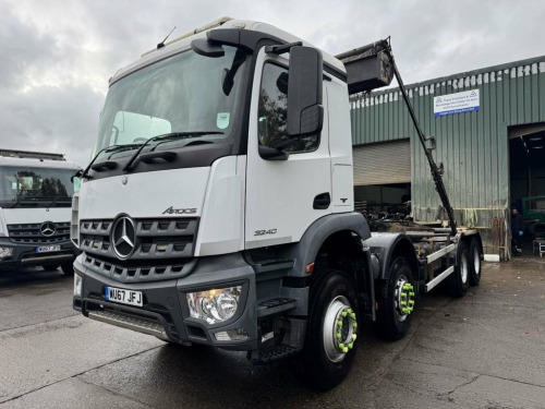 Mercedes-Benz Arocs  2018 Mercedes Arocs 3240 8x4 Hook Loader