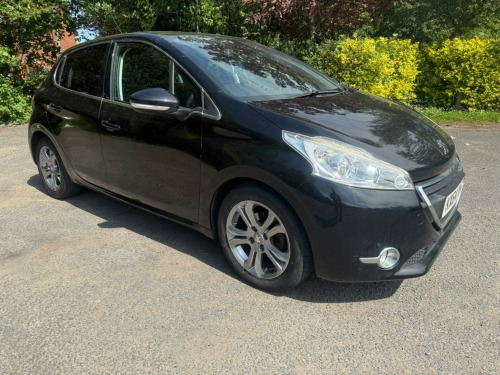 Peugeot 208  1.4 HDi Allure Euro 5 5dr