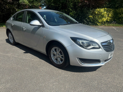 Vauxhall Insignia  2.0 CDTi ecoFLEX Design Euro 5 (s/s) 5dr