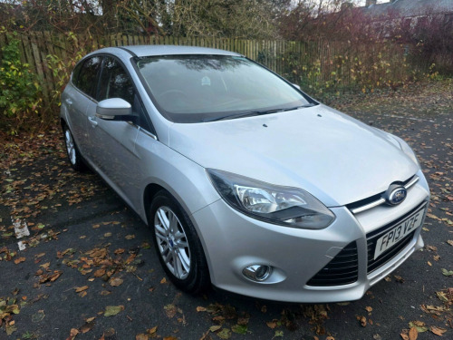 Ford Focus  1.6 TDCi Titanium Euro 5 (s/s) 5dr