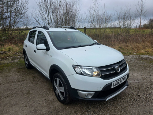 Dacia Sandero Stepway  0.9 TCe Laureate Euro 5 5dr 