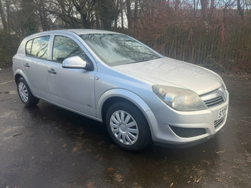 Vauxhall Astra  1.6i 16v Life 5dr 