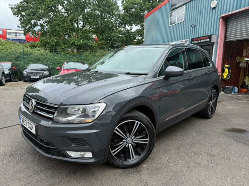 Volkswagen Tiguan  2.0 TDI BlueMotion Tech SE Navigation DSG Euro 6 (s/s) 5dr