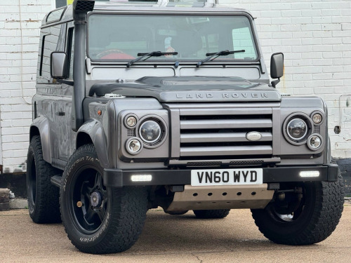 Land Rover 90  2.4 TDCi XS Station Wagon 3dr Diesel Manual 4WD SWB Euro 4 (122 bhp) 