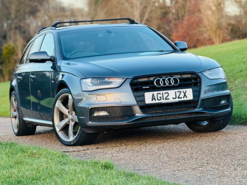 Audi A4 Avant  3.0 TDI V6 Black Edition Estate 5dr Diesel S Tronic quattro Euro 5 (s/s) (2 