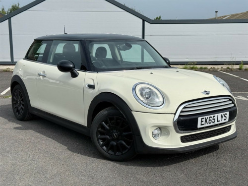MINI Hatch  1.5 Cooper Euro 6 (s/s) 3dr