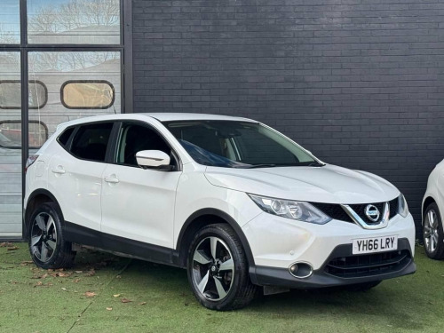 Nissan Qashqai  1.2 DIG-T N-Connecta SUV 5dr Petrol Manual 2WD Eur