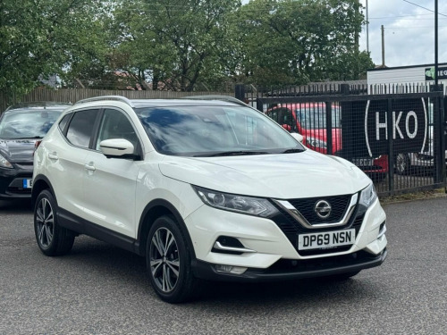 Nissan Qashqai  1.3 DIG-T N-Connecta DCT Auto Euro 6 (s/s) 5dr