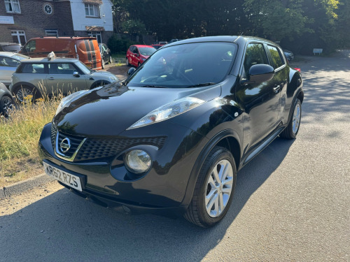Nissan Juke  1.6 Acenta 5dr [Premium Pack]