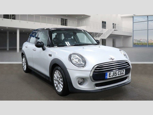 MINI Hatch  1.5 Cooper Auto Euro 6 (s/s) 5dr