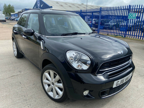 MINI Countryman  2.0 Cooper SD SUV 5dr Diesel Manual Euro 5 (s/s) (143 ps) SERVICE HISTORY