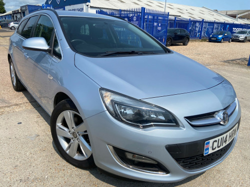 Vauxhall Astra  2.0 CDTi SRi Sports Tourer 5dr Diesel Manual Euro 5 (s/s) (165 ps)