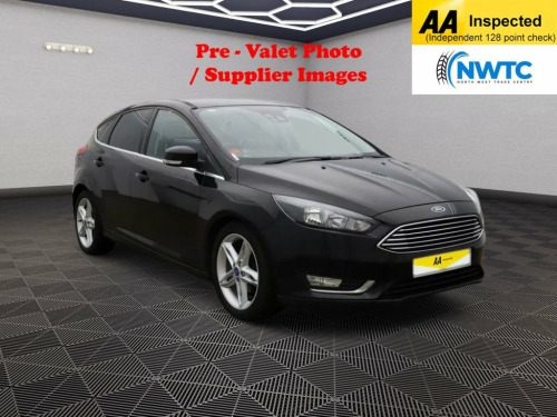 Ford Focus  1.0T EcoBoost Titanium Hatchback 5dr Petrol Manual