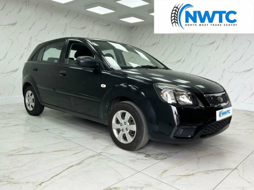 Kia Rio  1.4 1 Hatchback 5dr Petrol Manual (139 g/km, 95 bh