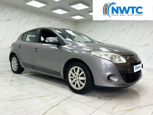 Renault Megane  1.6 16V Expression Hatchback 5dr Petrol Manual Eur