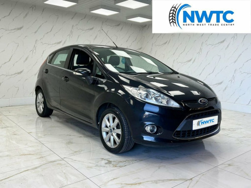 Ford Fiesta  **MAKE US AN OFFER!!**1.4 Zetec Hatchback 5dr Petr