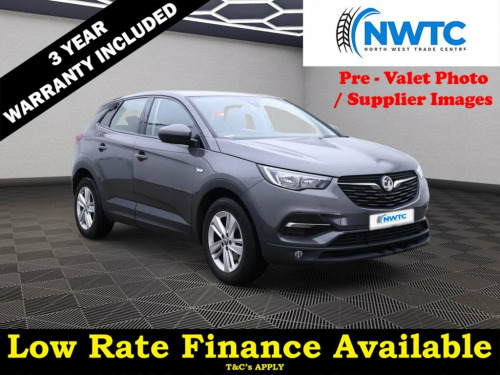 Vauxhall Grandland X  1.2 Turbo GPF SE SUV 5dr Petrol Manual Euro 6 (s/s