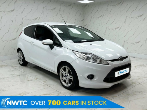 Ford Fiesta  1.6 TDCi Sport Panel Van 3dr Diesel Manual (110 g/ 