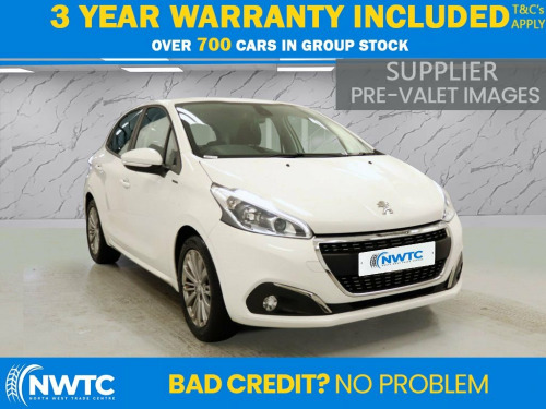 Peugeot 208  1.2 PureTech Signature Hatchback 5dr Petrol Manual 