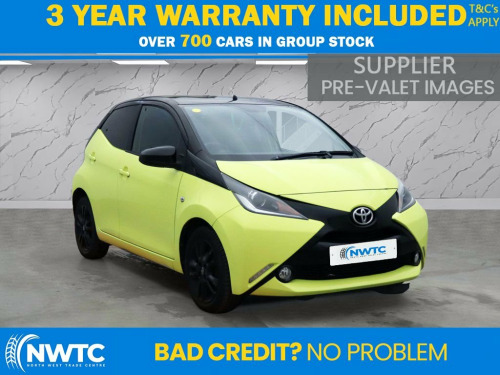 Toyota AYGO  1.0 VVT-i x-cite 3 Yellow Bi-Tone Hatchback 5dr Pe 
