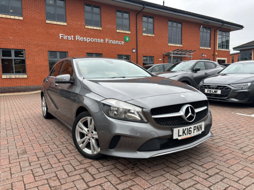 Mercedes-Benz A-Class  1.5 A180d Sport (Executive) Hatchback 5dr Diesel Manual Euro 6 (s/s) (109 p 